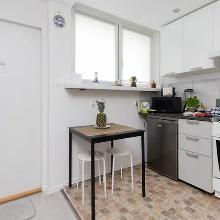 Przymorze With Balcony By Renters *