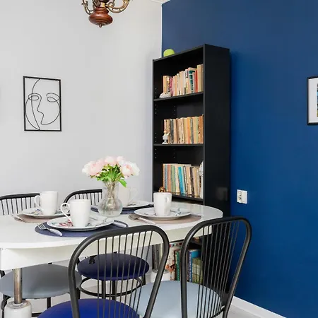 Przymorze With Balcony By Renters Appartement